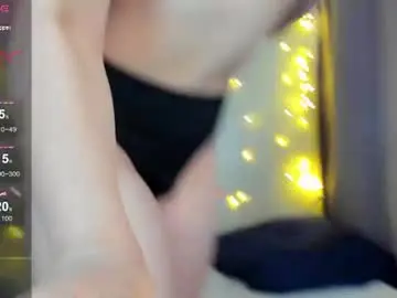 Chaturbate Adult Video Chat of tina_show
