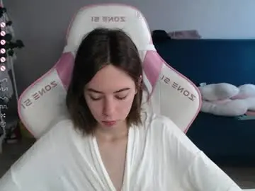 Chaturbate Live Sex Cam of allie_hazie