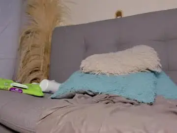Chaturbate Live Porn of caroline_m8