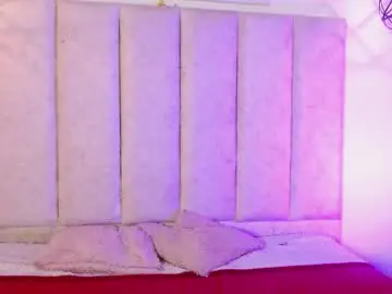 Chaturbate Best live sex cam show of sweetbloomcs