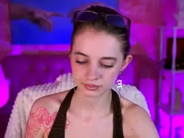 Chaturbate Live Sex of tinadavil