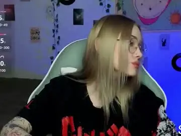 Chaturbate Live Sex of _kitekat_