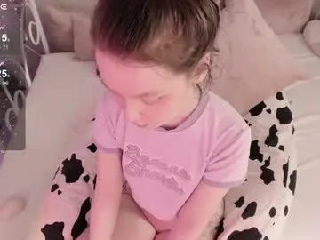 Chaturbate Adult Video Chat of alice_kinky_girl