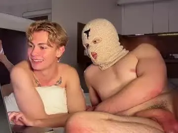 Chaturbate Free Porn Cam of ben_harmon
