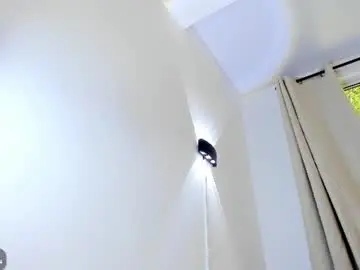 Chaturbate Free Live Porn of mr_adrian_