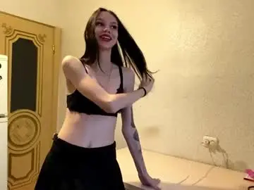 Chaturbate Live Sex Cam of alinareik