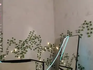 Chaturbate Adult Video Chat of kiriae21