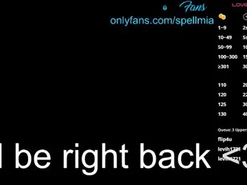 Chaturbate Live Sex Cam of miaspell