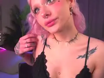 Chaturbate Best live sex cam show of nikkisilk