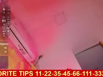 Chaturbate Live Sex Cam of valentinomoreti