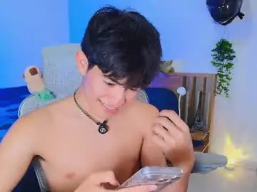 Chaturbate Live Sex Cam of anky_xx