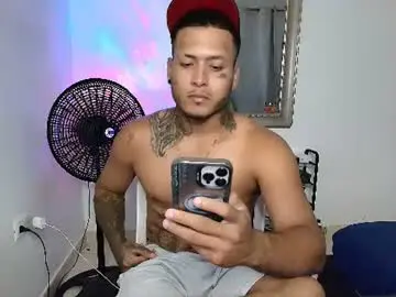Chaturbate Live Sex Cam of boss_master99