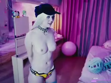 Chaturbate Adult Video Chat of madnessalise