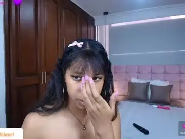 Chaturbate Live Sex Cam of shaymilleer