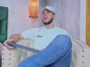 Chaturbate Live Porn of axel_tone