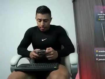 Chaturbate Live Sex of devin_hunter