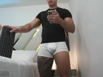 Chaturbate Adult Webcams of devin_hunter