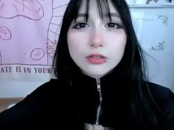Chaturbate Nude Webcam of holy420loly