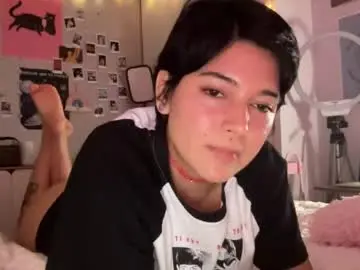 Chaturbate Adult Webcams of kittenmoon_