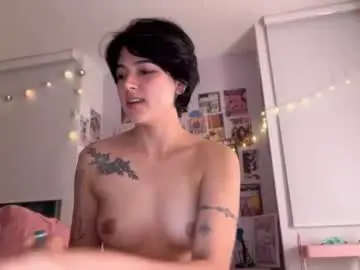 Chaturbate Live Porn of kittenmoon_