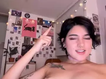 Chaturbate Adult Video Chat of kittenmoon_