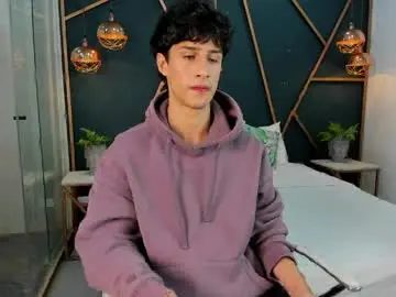 Chaturbate Live Porn of oliver_laurent