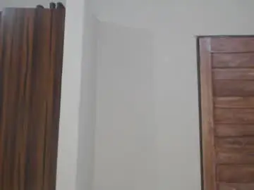 Chaturbate Live Sex Cam of slimxxdool