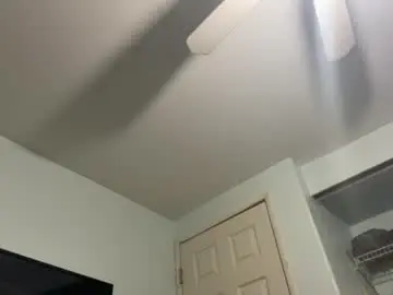 Chaturbate Live Sex Cam of stonerlife042