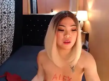 Chaturbate Nude Webcam of sweettrixiee