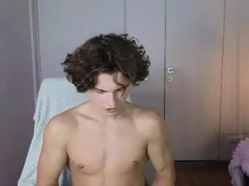Chaturbate Sex Cam of whiteskyy_