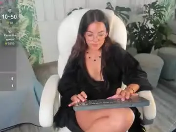 Chaturbate Free Porn Cam of golden_muse