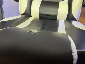 Chaturbate Watch Live Sex Cams of stick_twix