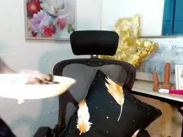 Chaturbate Nude Webcam of asiancarl_bigcock