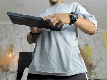 Chaturbate Sex Cam of danteolsen