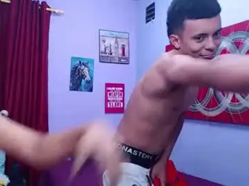 Chaturbate Watch Live Sex Cams of fuck_destroying