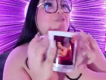 Chaturbate Best live sex cam show of lushie_love