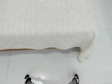 Chaturbate Live Porn of mia_visconti