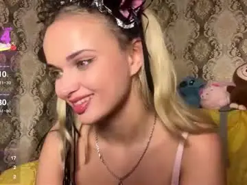 Chaturbate Live Sex Cam of mirabella333