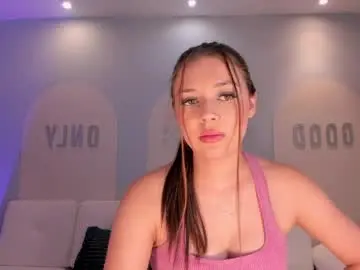 Chaturbate Nude Webcam of emilycarterr_