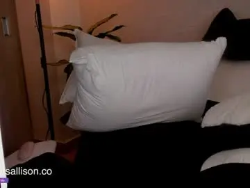 Chaturbate Best live sex cam show of itsaraa