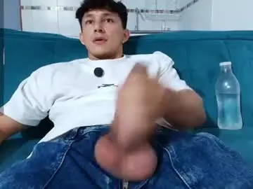 Chaturbate Best live sex cam show of jacques_cardiet