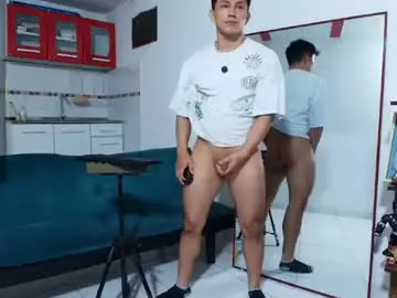 Chaturbate Live Sex Cam of jacques_cardiet