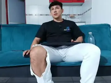 Chaturbate Free Live Porn of jacques_cardiet