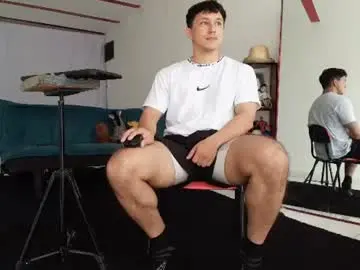 Chaturbate Live Porn of jacques_cardiet