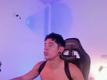 Chaturbate Sex Cam of saenz_hotx