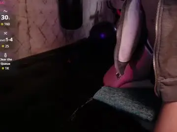 Chaturbate Free Porn Cam of tim__fox