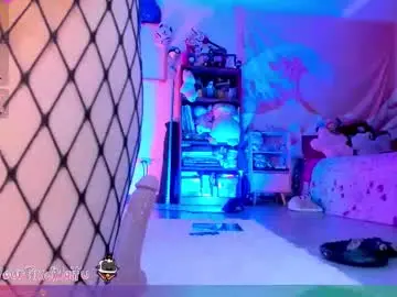 Chaturbate Watch Live Sex Cams of alyssaromanova