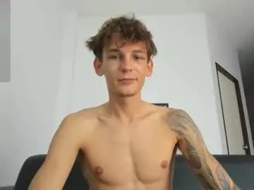 Chaturbate Live Sex Cam of aiko_miracle