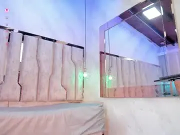 Chaturbate Free Live Porn of ariana_grande233