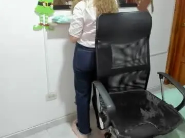 Chaturbate Live Porn of julieta_star69